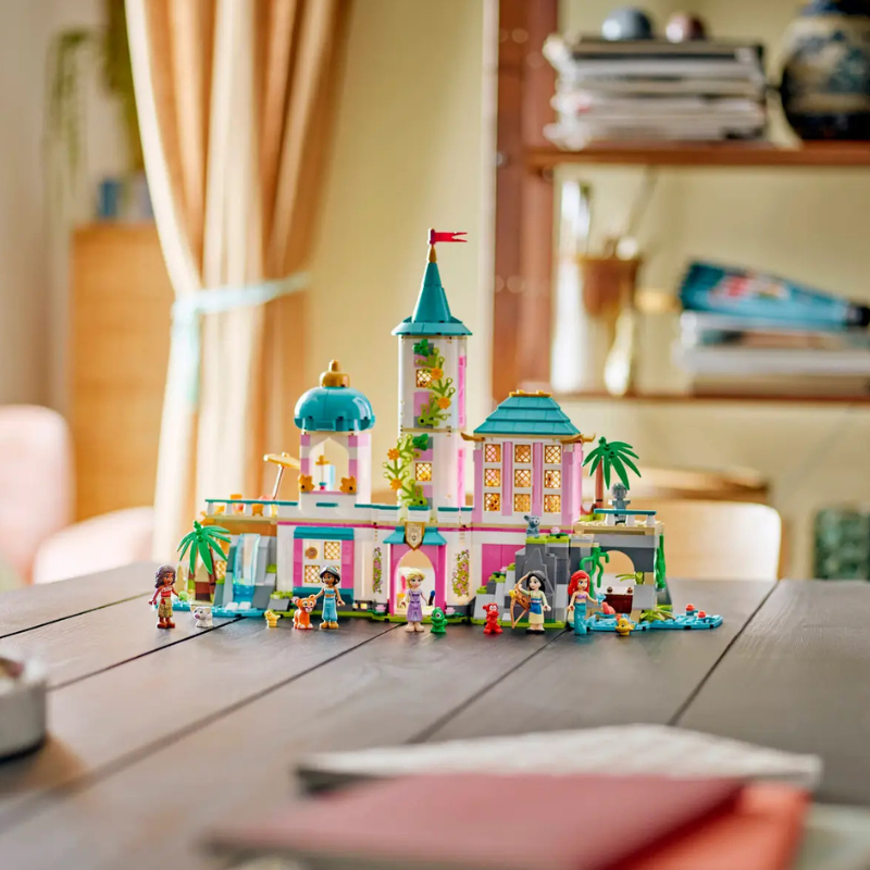 LEGO DISNEY - PRINCESS CASTLE & ROYAL PETS