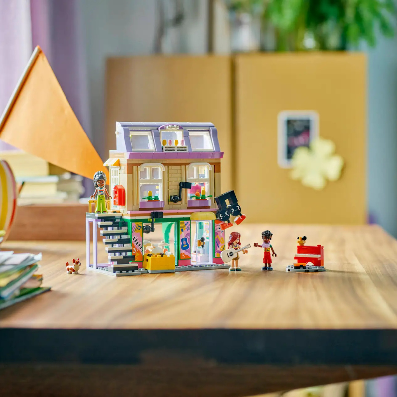 LEGO FRIENDS - MUSIC STORE & APARTMENT