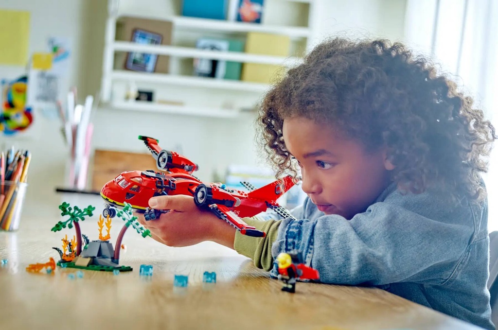 LEGO CITY - FIRE RESCUE PLANE