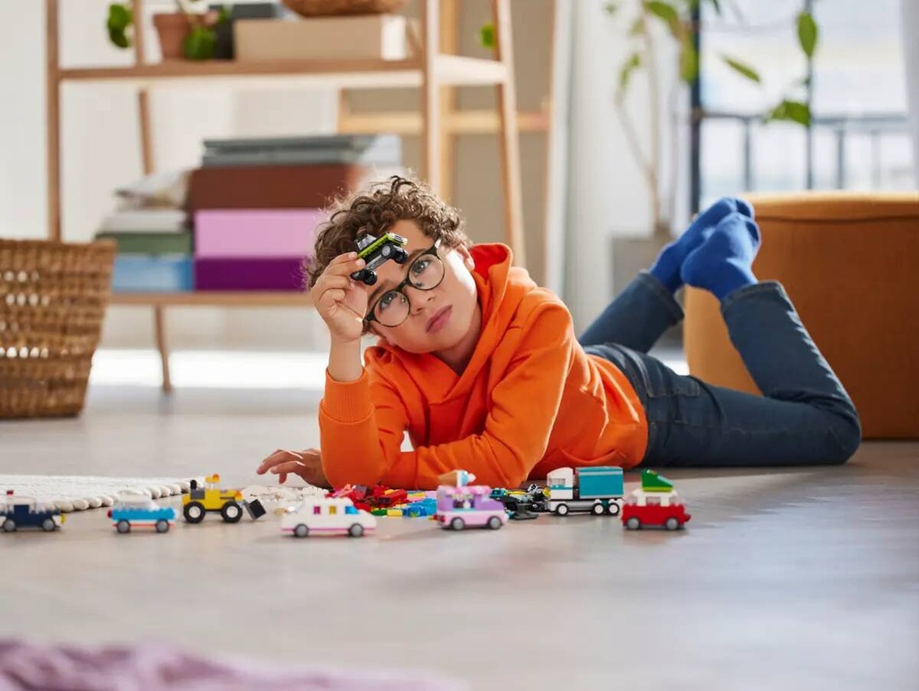 LEGO CLASSIC - CREATIVE VEHICLES
