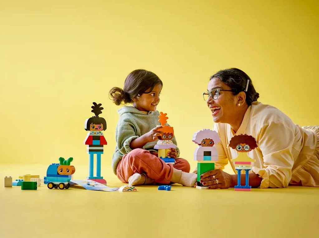 LEGO DUPLO - BUILDABLE PEOPLE WITH BIG EMOTIONS