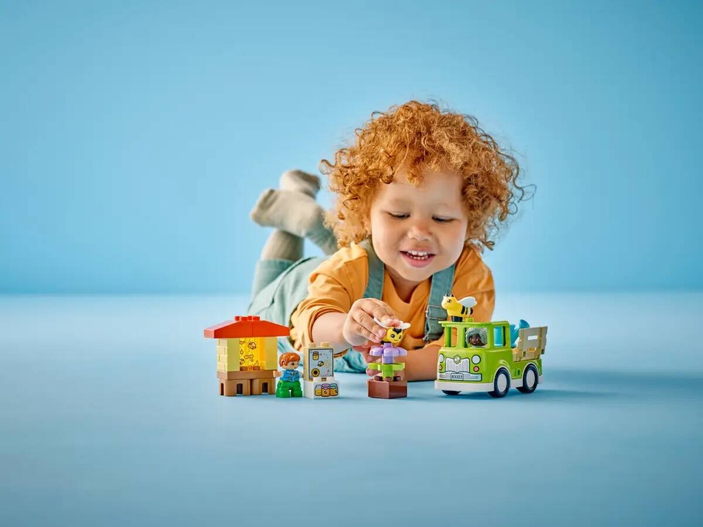 LEGO DUPLO - CARING FOR BEES & BEEHIVES