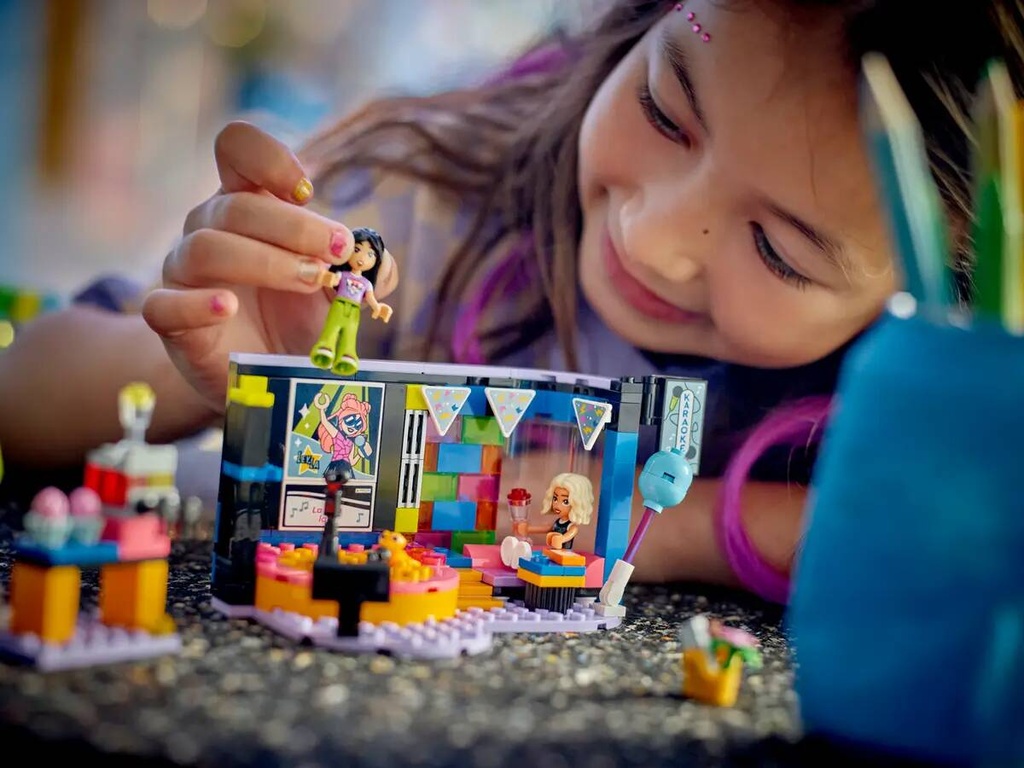 LEGO FRIENDS - KARAOKE MUSIC PARTY