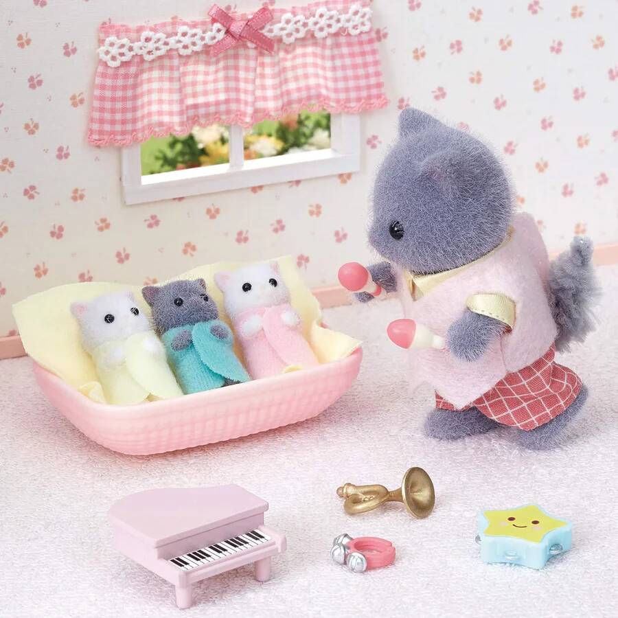 SYLVANIAN PERSIAN CAT TRIPLETS