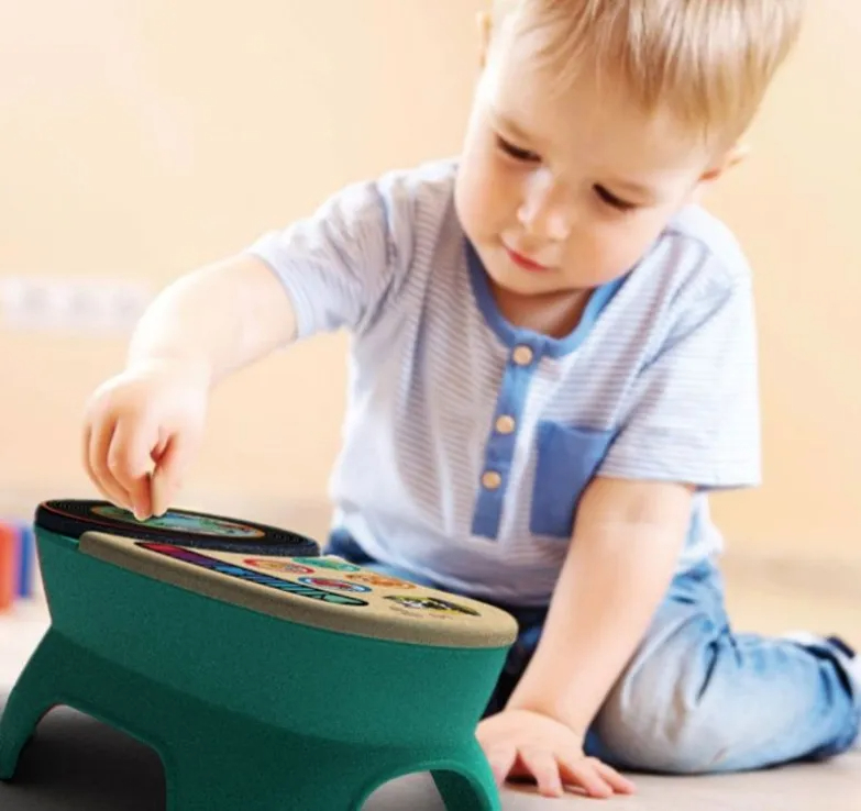 HAPE Kids II WOODEN MAGIC TOUCH TURNTABLE