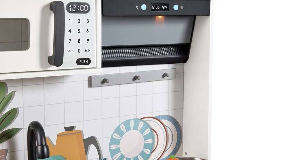 HAPE PLAYFULLY DELICIOUS WOODEN MODERN SMART-KITCHEN