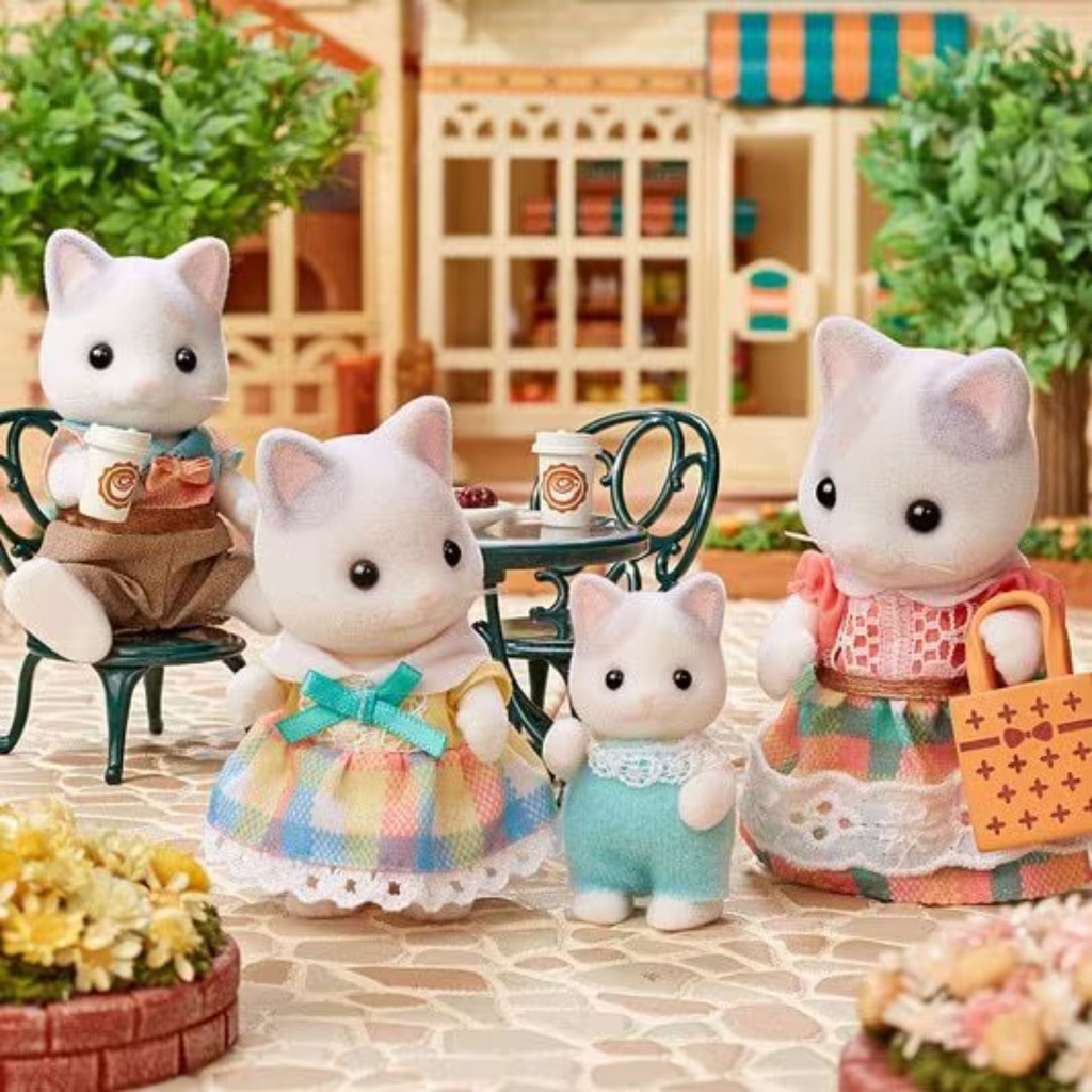 SYLVANIAN LATTE CAT FAMILY