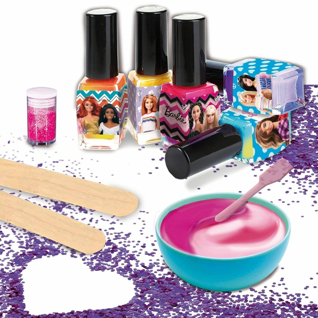 BARBIE NAIL ART COLOUR CHANGE