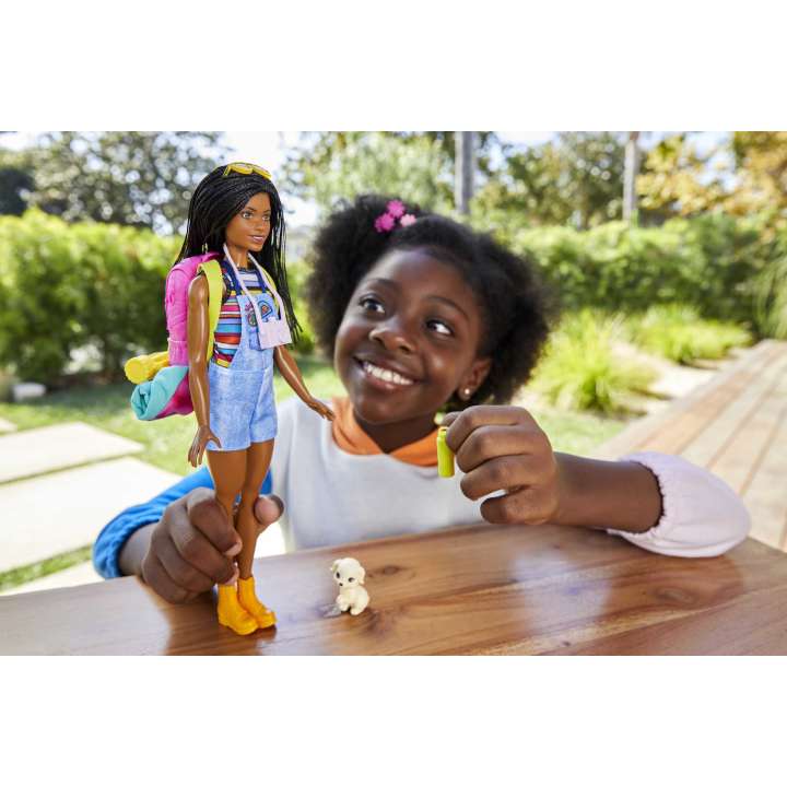 BARBIE BROOKLYN CAMPING