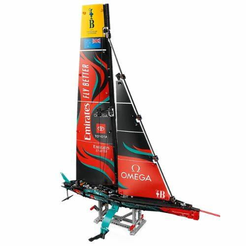 LEGO TECHNIC - EMIRATES TEAM NEW ZEALAND AC75 YACHT