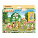 ES BABY TREE HOUSE