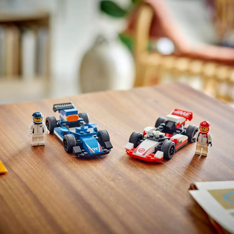 LEGO CITY - F1® WILLIAMS RACING & HAAS F1® RACE CARS