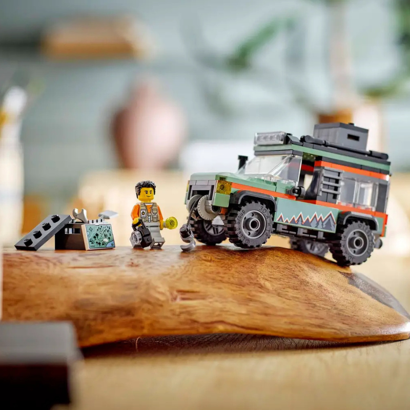 LEGO CITY - OFF-ROAD 4X4 MOUNTAIN TRUCK