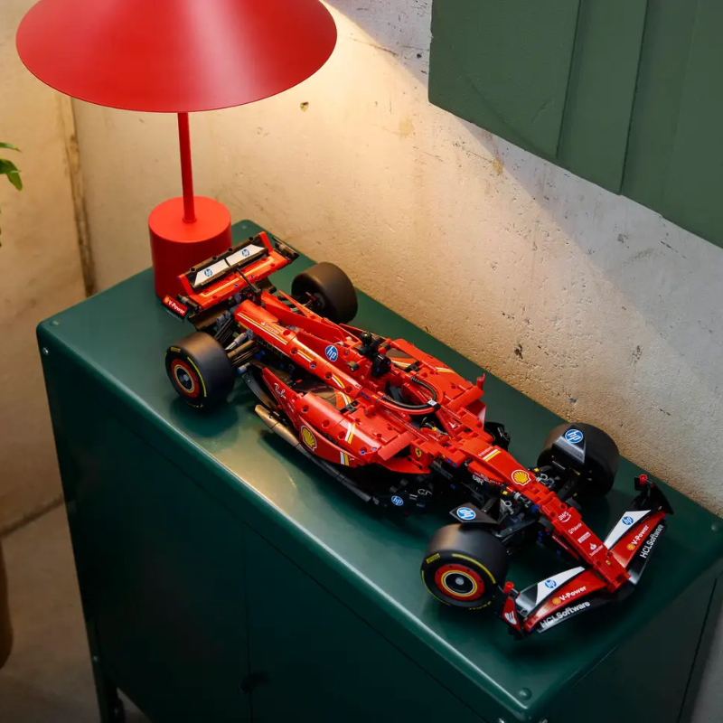 LEGO TECHNIC - FERRARI SF-24 F1 CAR 