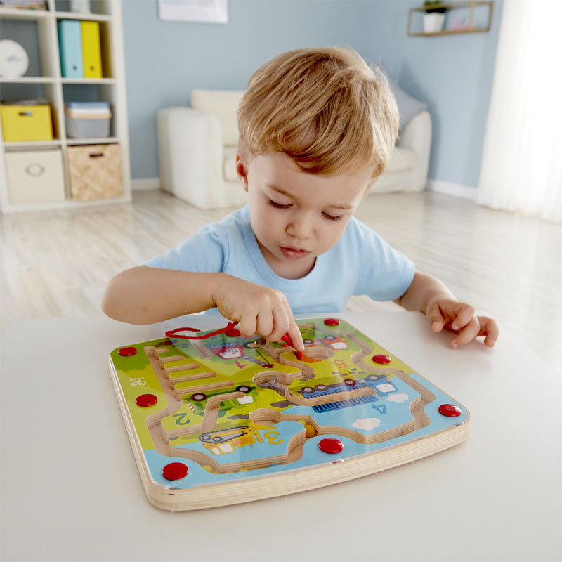 HAPE TOTALLY AMAZING ΞΥΛ.ΛΑΒΥΡΙΝΘΟΣ ΜΕ ΟΧΗΜΑΤΑ & ΑΡΙΘΜΟΥΣ