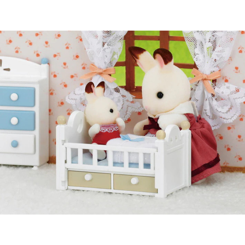SYLVANIAN CHOCOLATE RABBIT BABY SET (BABY BED)