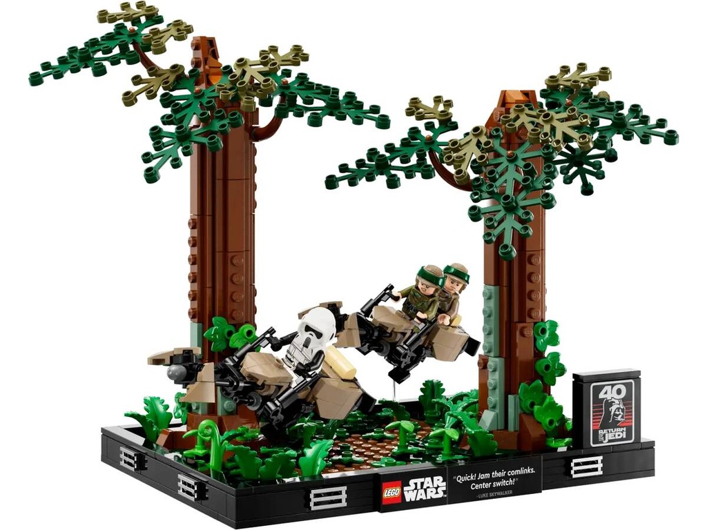 LEGO STAR WARS - ENDOR™ SPEEDER CHASE DIORAMA