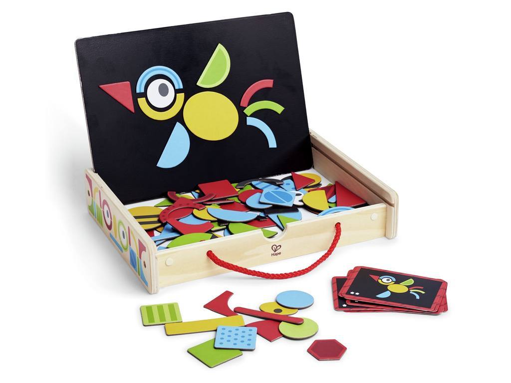 HAPE EARLY EXPLORER WOODEN MAGNETIC ART BOX
